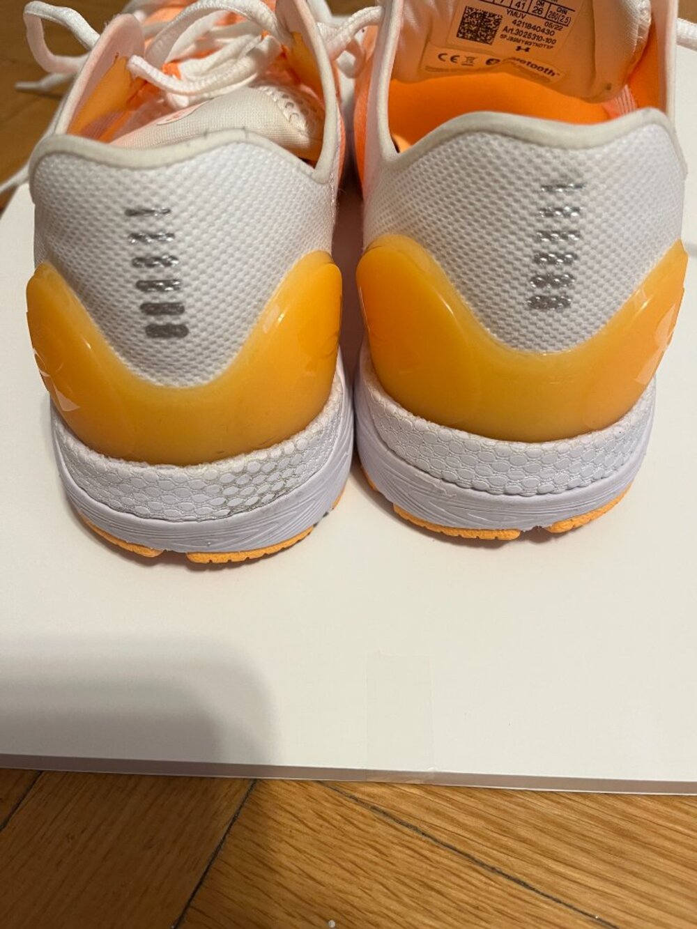 Under Armour HOVR Sonic Running Shoes | Women’s Size 8 | Orange/White 🍊 - Picture 7 of 9